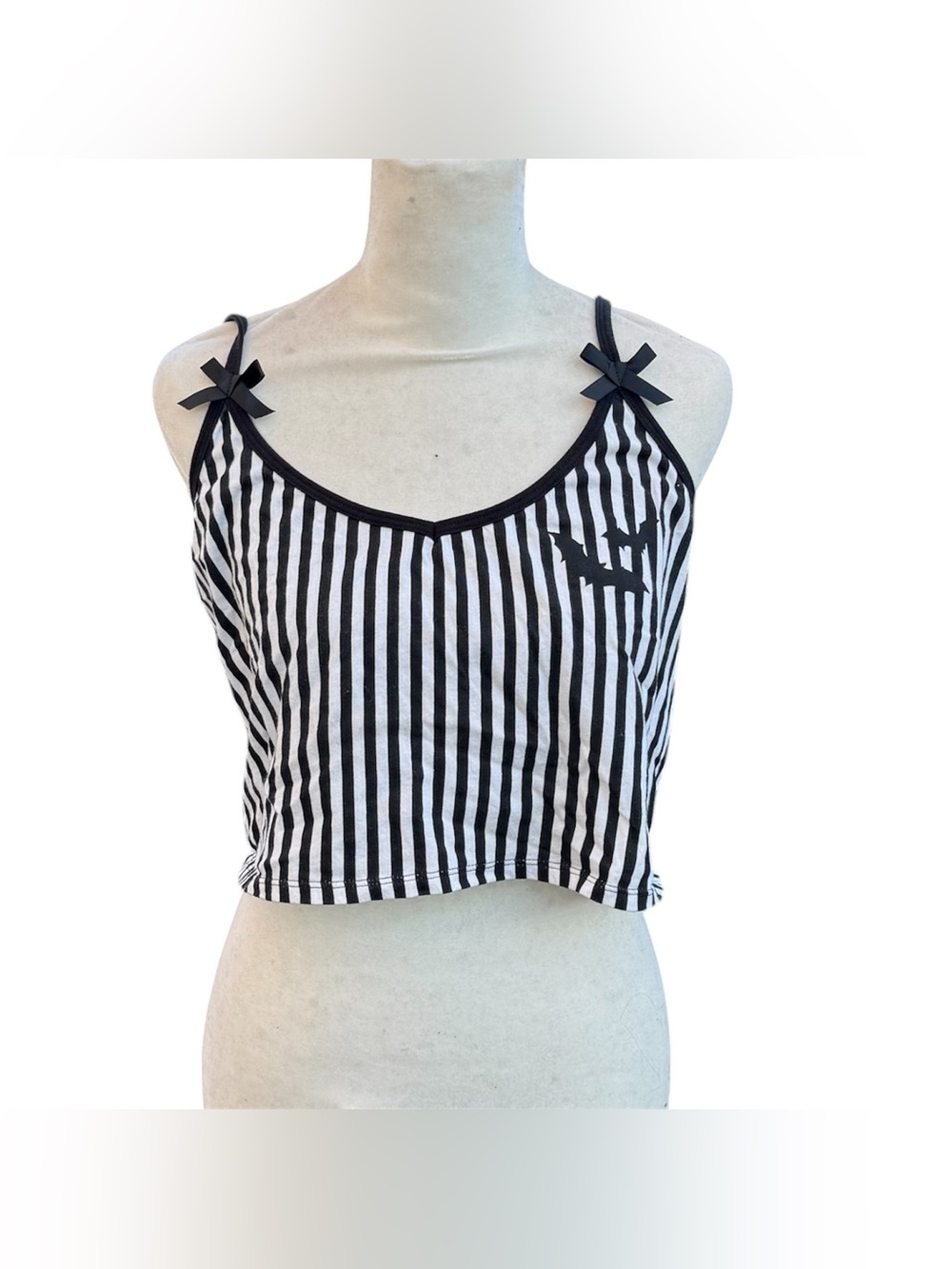 Hot Topic Goth Black White Stripe Bat Girly Bow Summer Crop Tank Top Large